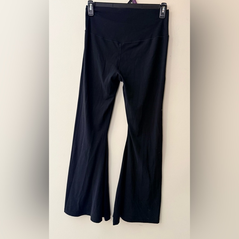 Offline by Aerie Black Flared Leggings, size XL, Slit Flare Leg Stretch